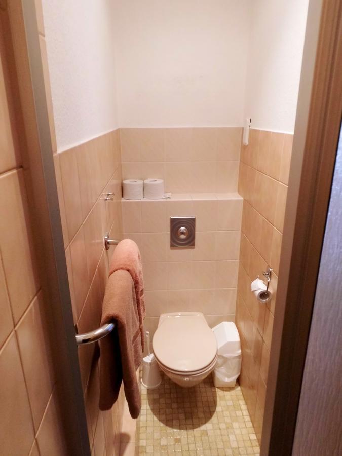 Hotel Seerose Вильгельмсхафен Экстерьер фото